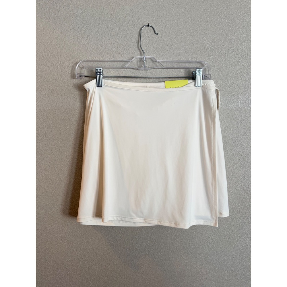 All In Motion Womens Cream Mid Rise Wrap Skort Small NWT UPF 50+ Activewear